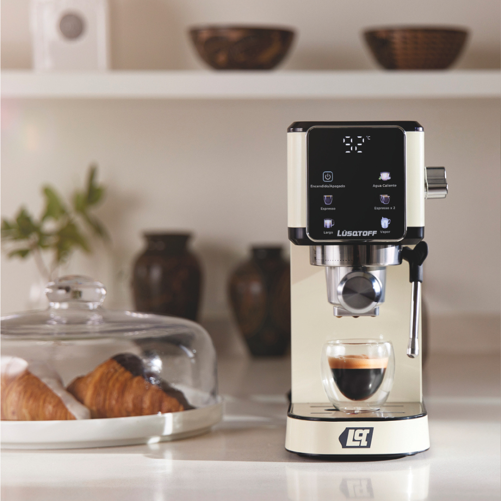 Post 2: carrusel cafetera cream